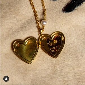 Girlknewyork limited edition locket